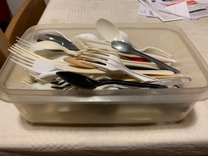 Photo of free Assorted single use cutlery (AB12)