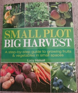 Photo of free Growing Vegetables and Fruits Book (M2J 3L6)