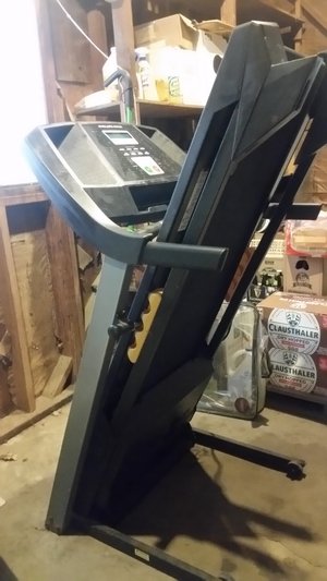 Photo of free Treadmill (East, border of Santa Rosa)