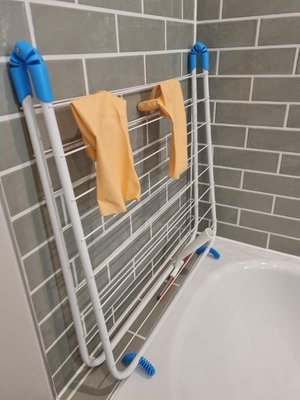 Photo of free Cloth bath rack (NW7)