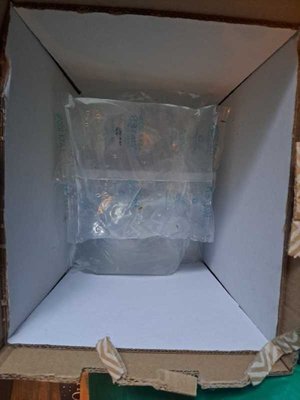 Photo of free 6 recyclable ice packs in insulated box (Churchgate EN8)
