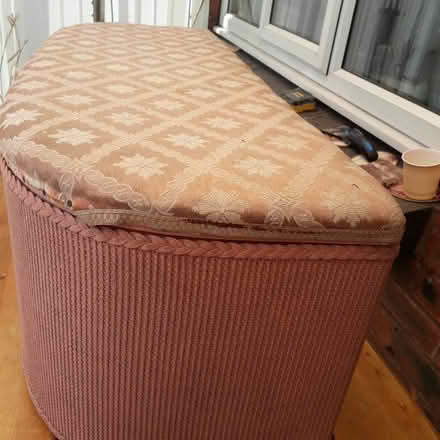 Photo of wicker blanket box or other similar. (Pickering YO18) #1