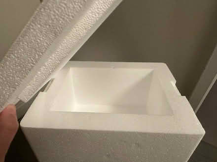 Photo of free mini icebox/cooler (Midtown East / E 40s) #1