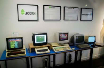 Photo of 80's or 90's computers/Laptops/Consoles (Kenilworth CV8) #1