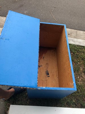 Photo of free curb-chest-cooksville (l5b)