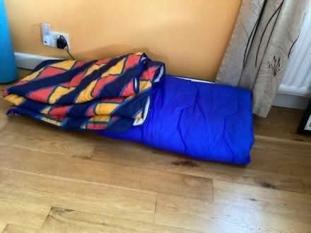 Photo of free polyester quilted sleeping bag (Redhill BS40) #1