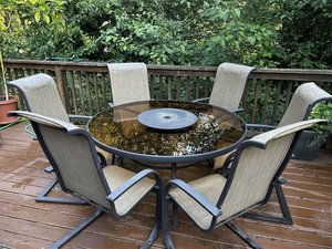 Photo of free patio furniture (Maple Leaf)
