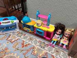 Photo of free Assorted toys and books (Colonial place)