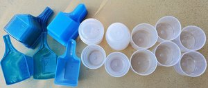 Photo of free Small plastic cups & scoops (DeAnza Blvd - Stvns Crk & 280)
