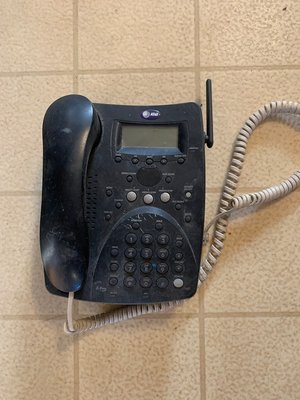 Photo of free telephone and supplies (Douglasville, GA, USA .)