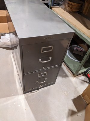 Photo of free metal filing cabinet - 2 drawer (21st and Hover)