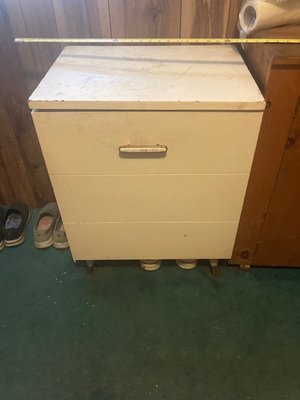 Photo of free Cabinet (Holmes)