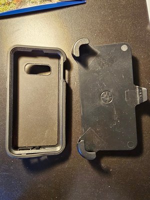 Photo of free double-layered case, Samsung phone (Florham Park)