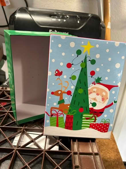 Photo of free 2024 Christmas goodies gift box (Seven Springs, Cupertino) #2