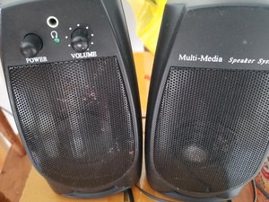 Photo of free Speakers to fix or 4 parts (Mississauga Ontario Canada)