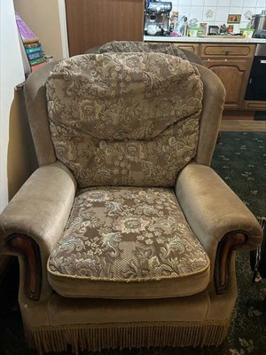 Photo of free Single Brown Armchair (Pallet Hill CA11)