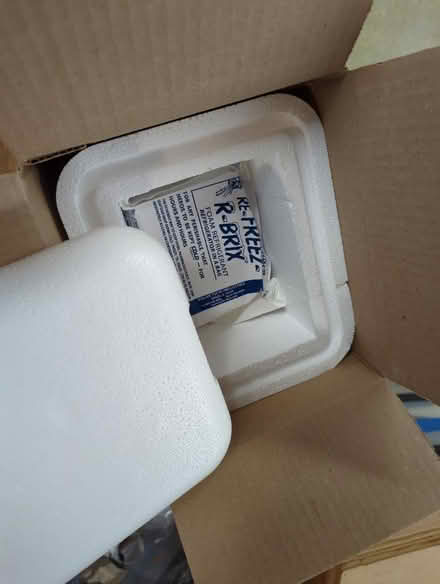 Photo of free Styrofoam keep-cool shopping box (Glen Rock) #3