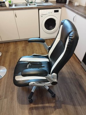 Photo of free Office/Gaming Chair (Hertsmere WD6)