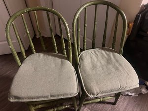 Photo of free Antique kitchen table chairs (king of Prussia)