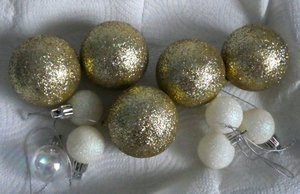 Photo of free Christmas baubles (Rayleigh SS6)