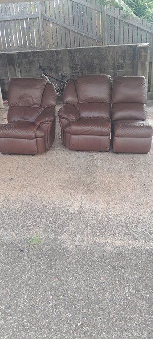 Photo of free three piece sofa (3/11 illawarra dr)