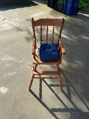 Photo of free Wood Highchair (Elkhorn, CA)