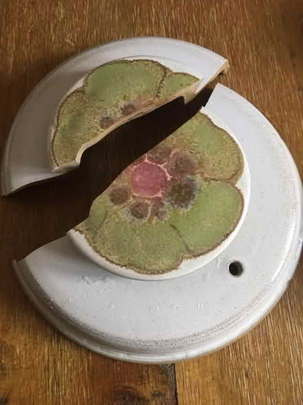Photo of Denby Troubadour casserole lid (Bradwell MK13) #1