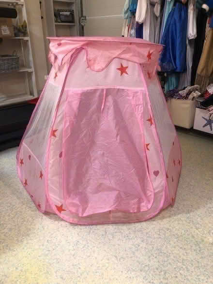 Photo of free Play tent (Ashton CH3) #3