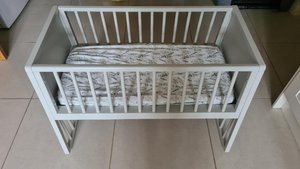 Photo of free Baby crib (RH1)