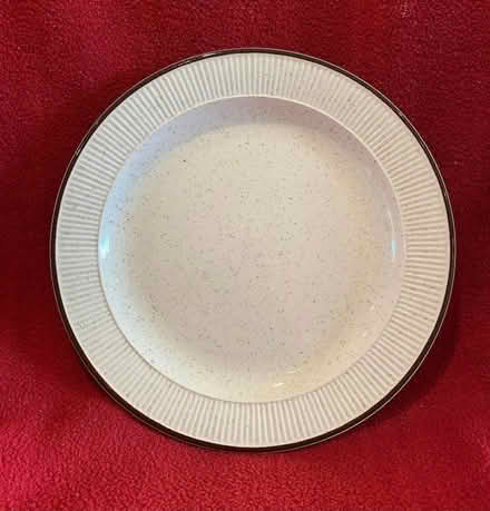 Photo of Vintage 10" 'Parkstone' plate made by Poole Pottery (Welwyn AL6) #3