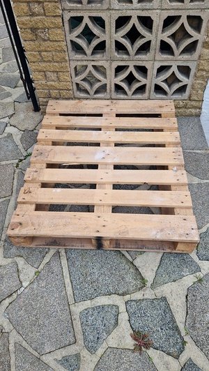 Photo of free Wooden Pallet (Purley)