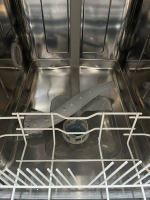 Photo of free Slimline Dishwasher (not heating) (Foxhill)