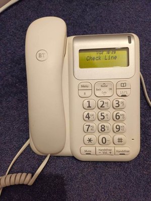 Photo of free BT Decor 2200 corded phone with hearing aid compatibility (Bowes Park N22)