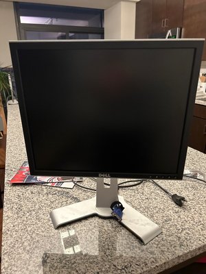 Photo of free Dell computer monitor (Downtown minneapolis)