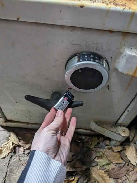 Photo of free Metal safe (TN13 Riverhead) #1