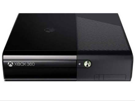 Photo of Xbox 360E (M26 Radcliffe) #1