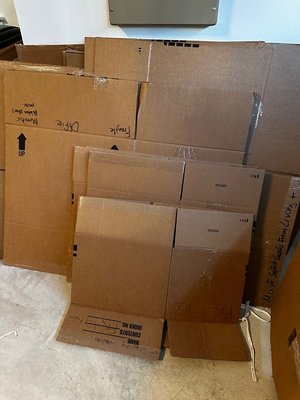 Photo of free Moving Boxes and Wardrobes (Mueller)