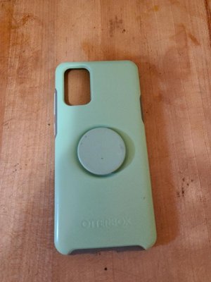 Photo of free Phone case for Samsung s20+ (South beacon hill)