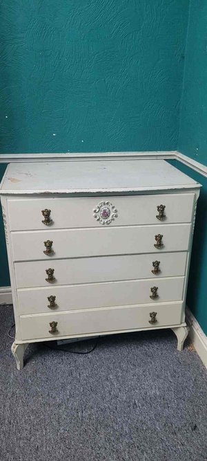 Photo of free Vintage style Heavy chest of drawers (Sheldon B26)