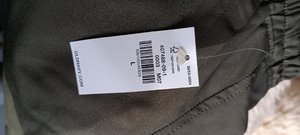 Photo of free Old Navy quick dry pants green (Maple Leaf)