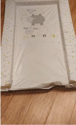 Photo of free baby change mat (BR6)