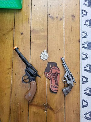 Photo of free Cow boy and police guns (Mayfield NE23)