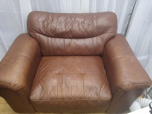 Photo of free small sofa (M65BJ​)