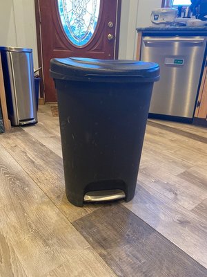 Photo of free Trash can (southeast Denver)