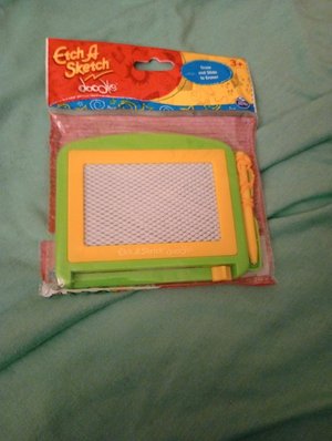 Photo of free Mini etch a sketch (Ringoes)