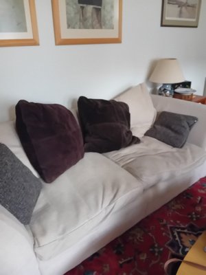 Photo of free Sofa (AB11)