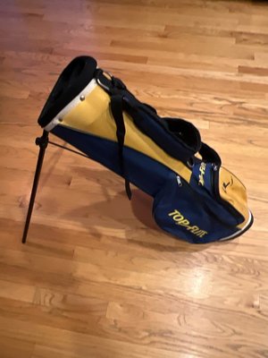 Photo of free Golf bag, youths (Rockville)