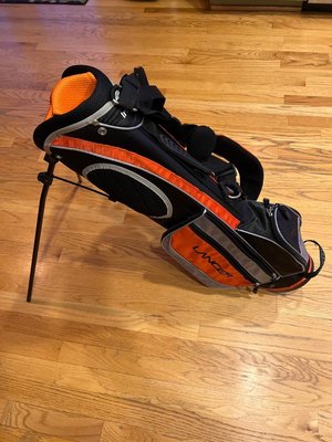 Photo of free Golf bag, youth (Rockville)
