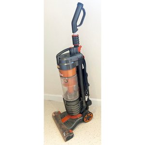 Photo of free Vax Mach Air Vacuum Cleaner (similar to Dyson) (Edenbridge TN8)