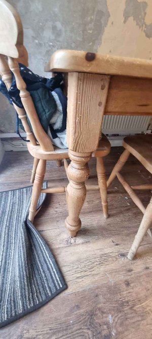 Photo of free Large dinning table (Saltney CH4)